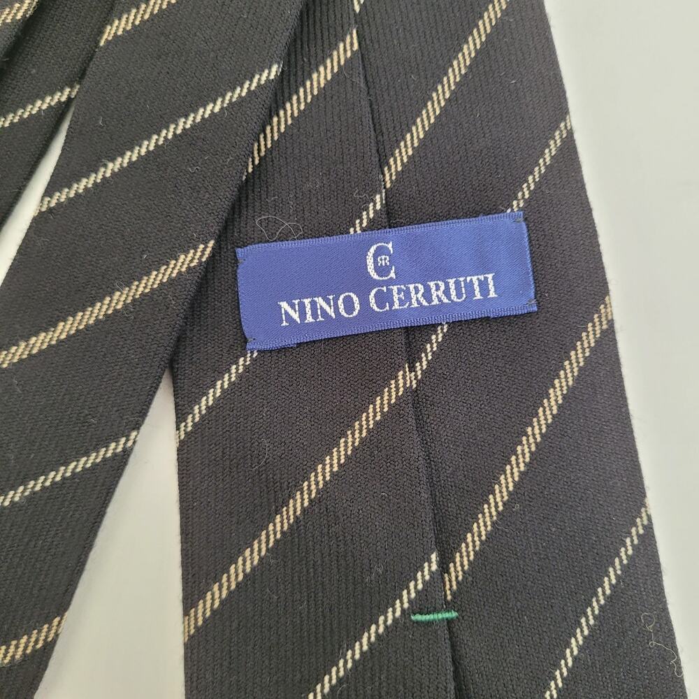 Nino Cerutti Men's Neck Tie Black Stripped Wool Designer Quality Necktie‎ - Picture 6 of 7